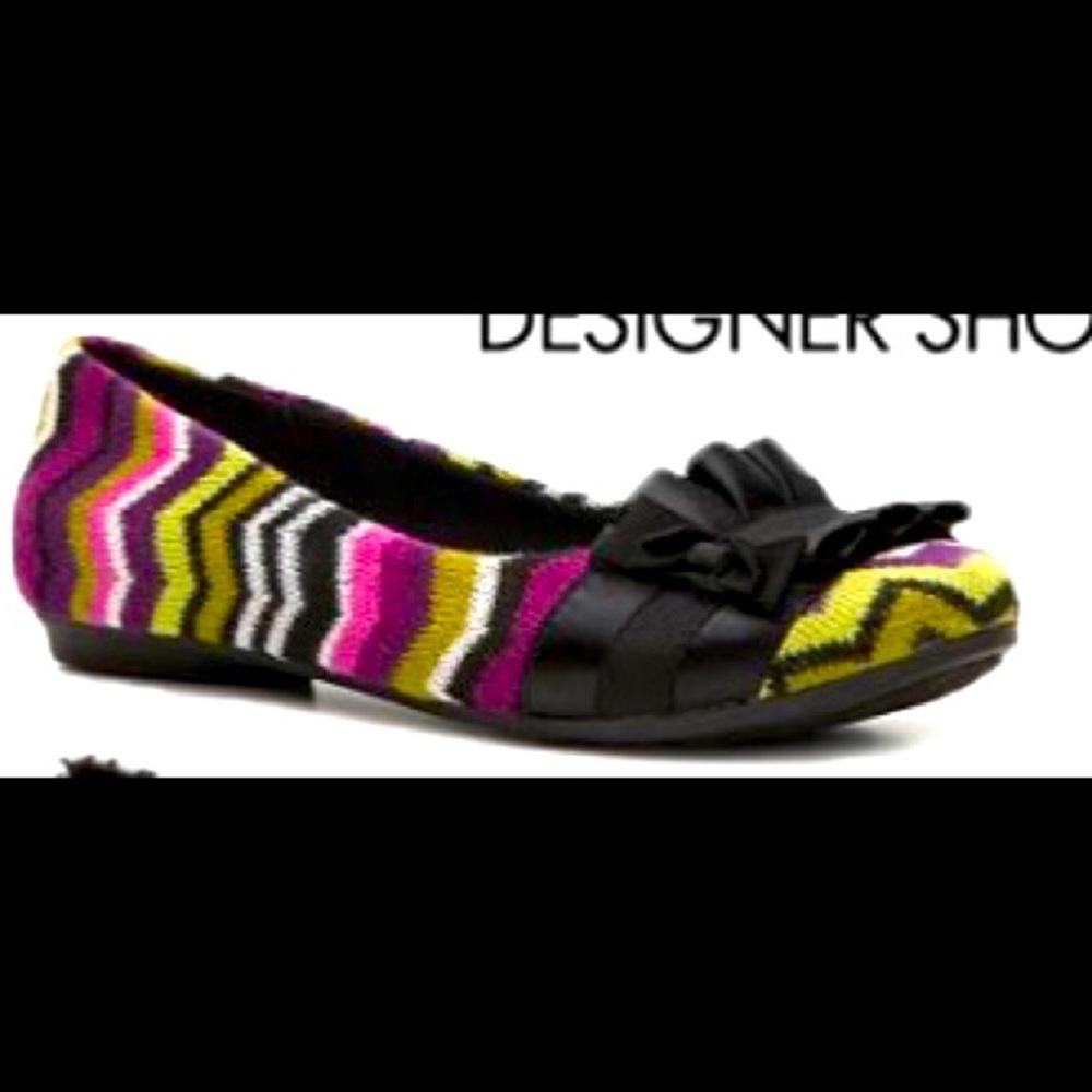 FERGIE Alana zig zag flat